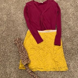 Adorable outfit-size small. Asking $15